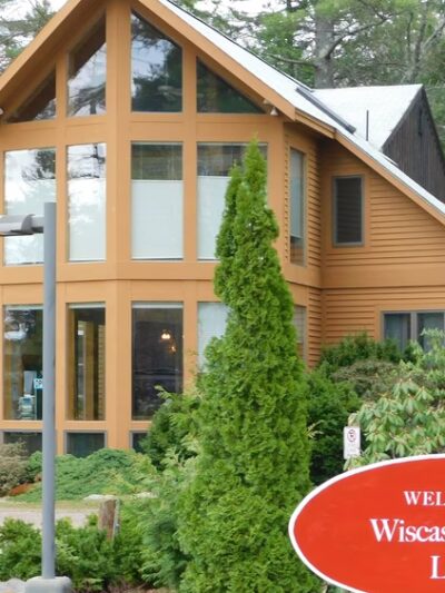 Wiscasset Woods Lodge - Wiscasset, ME