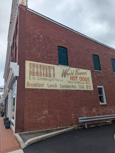 Skeeter's World Famous Hotdogs - Wytheville, VA