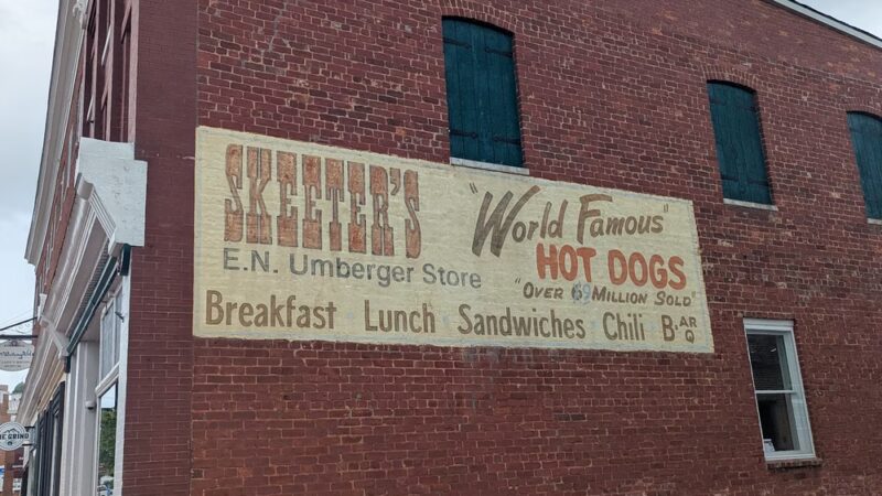 Skeeter's World Famous Hotdogs - Wytheville, VA