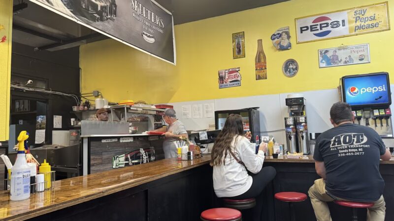Skeeter's World Famous Hotdogs - Wytheville, VA