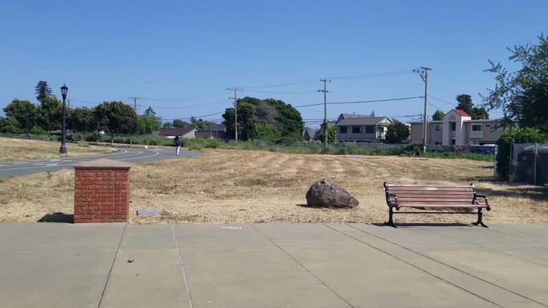 Jean Sweeney Open Space Park - West Gate - Alameda, CA