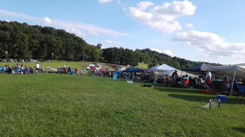 Hartwood Acres Park Parking - Allison Park, PA