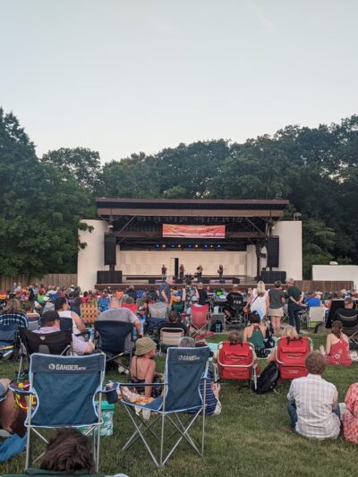 Hartwood Acres Park Parking - Allison Park, PA