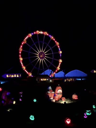 Hartwood Acres Park Parking - Allison Park, PA