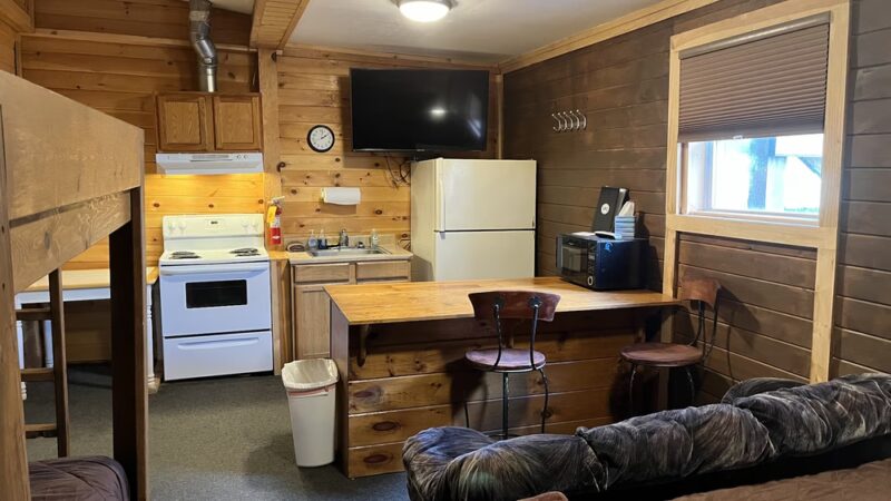 Salmon River Outfitters lodging - Altmar, NY