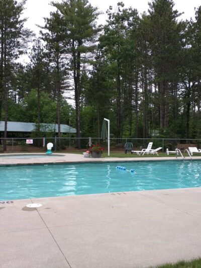 Roberts Knoll Campground - Alton, NH