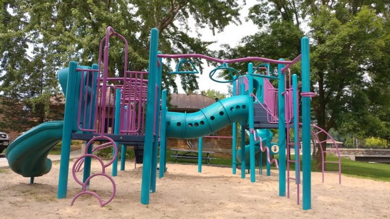 Nelson Park - Amherst, WI