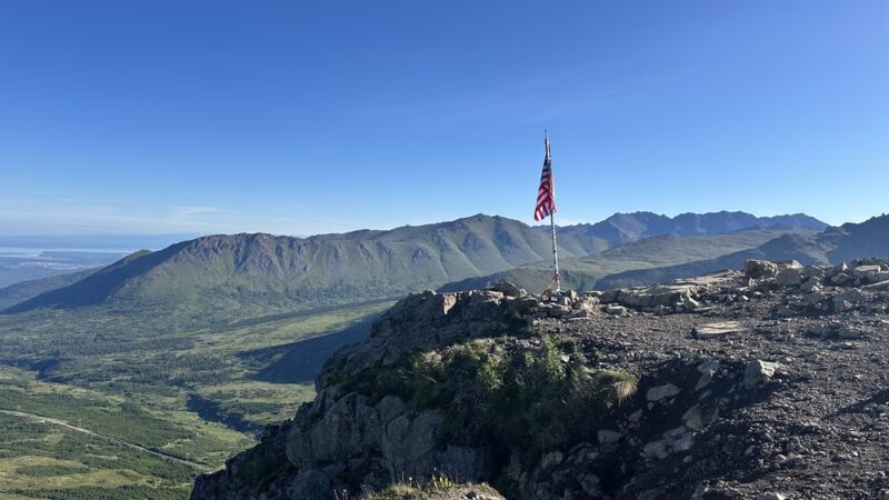 Flattop / Glen Alps Trailhead Parking - Anchorage, AK
