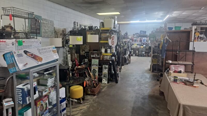 21 Flea Market - Angie, LA