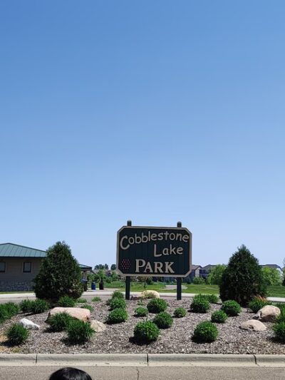 Cobblestone Lake Shelter - Apple Valley, MN