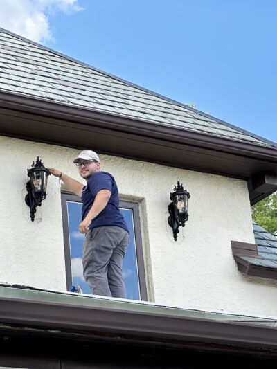 AR SOLUTIONS CONTRACTING LLC - ,