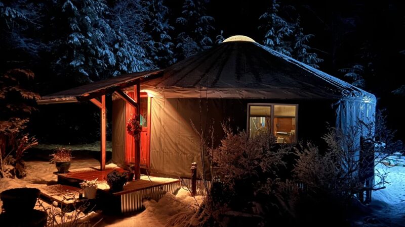 HappyTails Cabins & Yurts - Ashford, WA