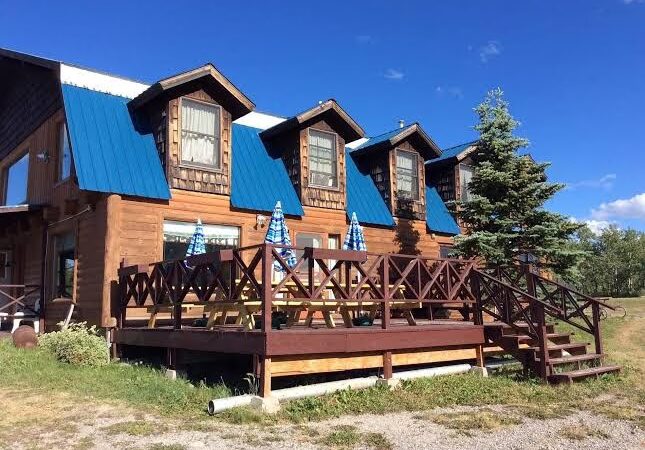 Duck Lake Lodge - Babb, MT