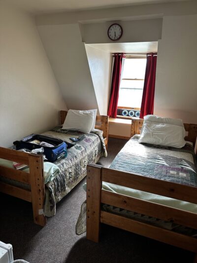 Duck Lake Lodge - Babb, MT