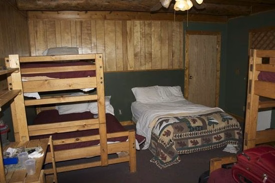 Duck Lake Lodge - Babb, MT