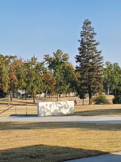 Pin Oak Park - Bakersfield, CA