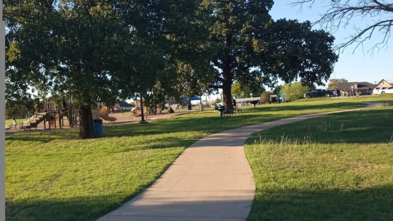 Walter E. Luedeke Park - Balch Springs, TX