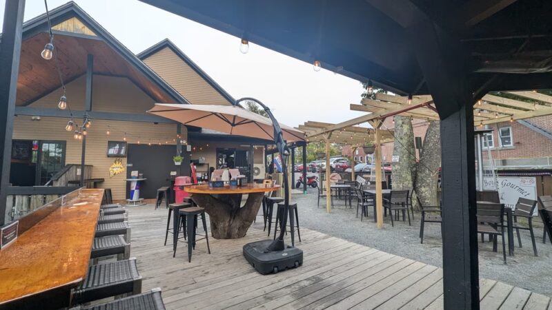Dog & Pony Tavern - Bar Harbor, ME