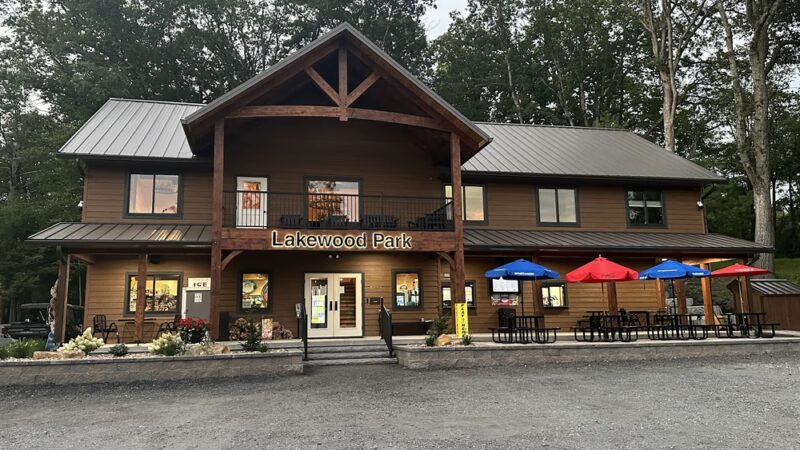 Lakewood Park Cafe - Barnesville, PA