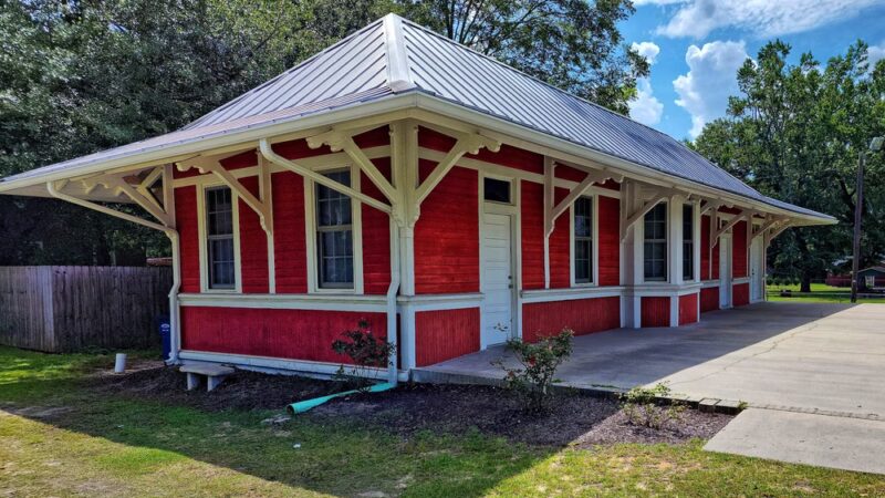 Batesburg Train Depot Park - Batesburg-Leesville, SC