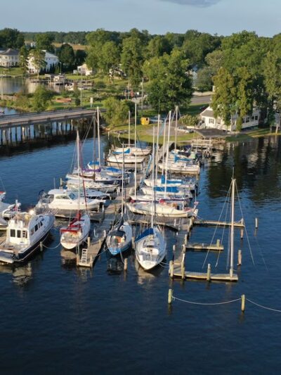 Bath Harbor Marina & Motel - Bath, NC