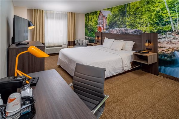 Clarion Pointe Beckley - Beckley, WV