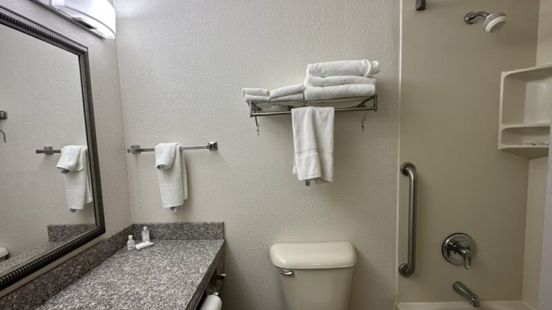 Clarion Pointe Beckley - Beckley, WV