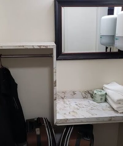 Backyard Lodge Motel - Beloit, KS