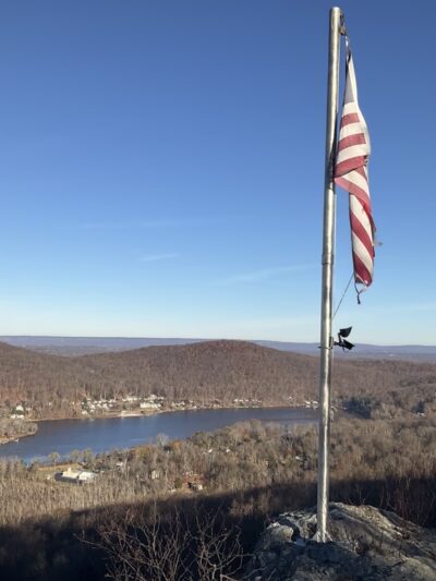 High Rock Mountain Trailhead - Belvidere, NJ