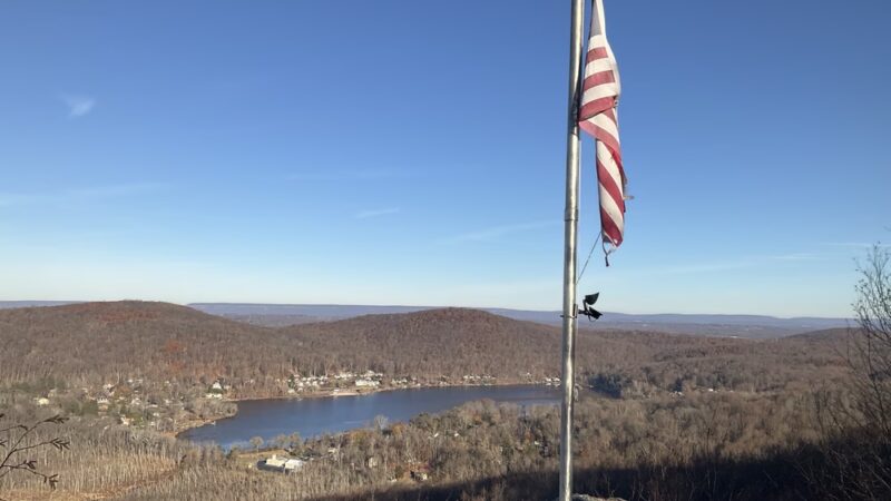 High Rock Mountain Trailhead - Belvidere, NJ