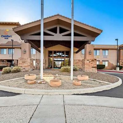 Comfort Inn Benson near Kartchner Caverns - Benson, AZ