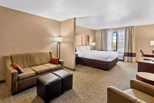 Comfort Inn Benson near Kartchner Caverns - Benson, AZ
