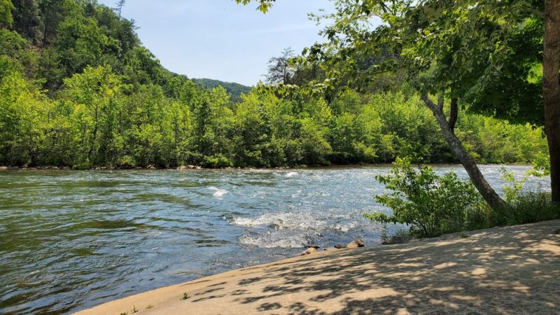 Sugarloaf Mountain Park - Benton, TN