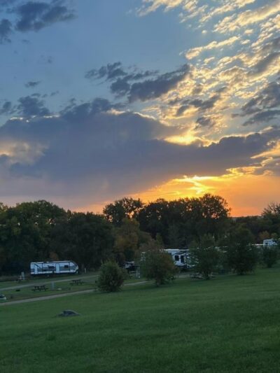 Camping 109 - Big Stone City, SD