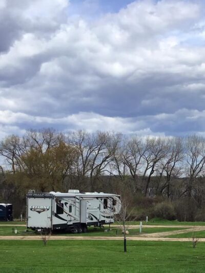 Camping 109 - Big Stone City, SD