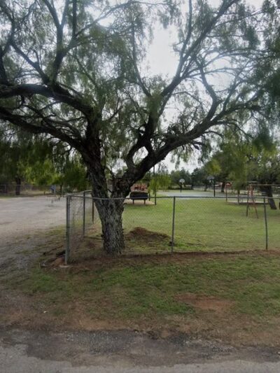 Bigfoot Park - Bigfoot, TX
