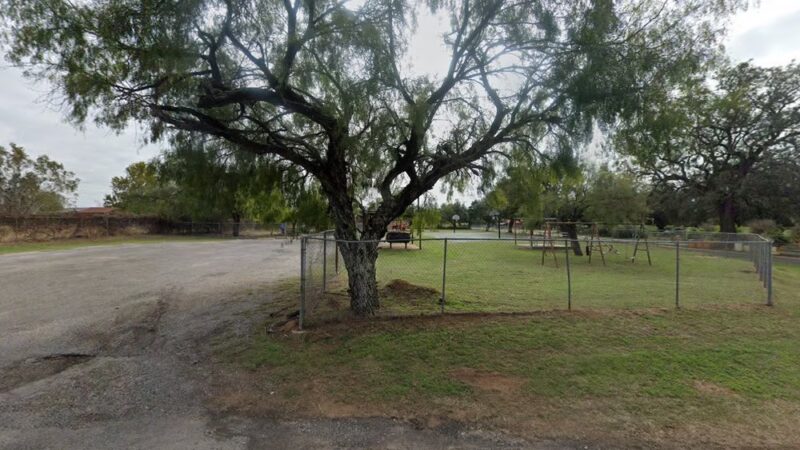 Bigfoot Park - Bigfoot, TX