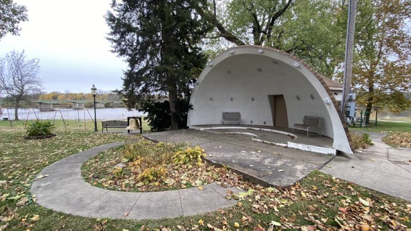 Bonaparte City Park - Bonaparte, IA