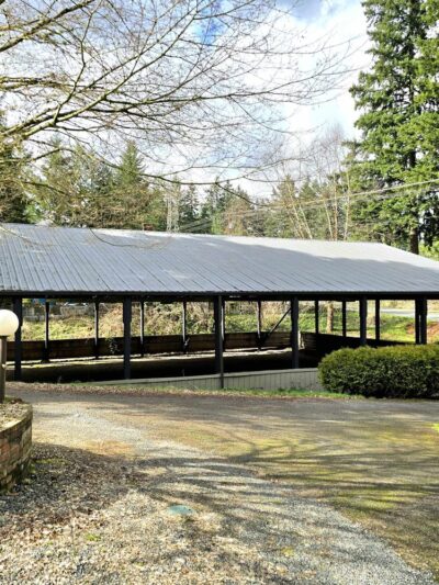 Linda's Private Arena for Dogs - Bothell, WA