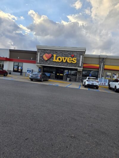 Dog Park at Love’s Travel Stops - Boyce, LA