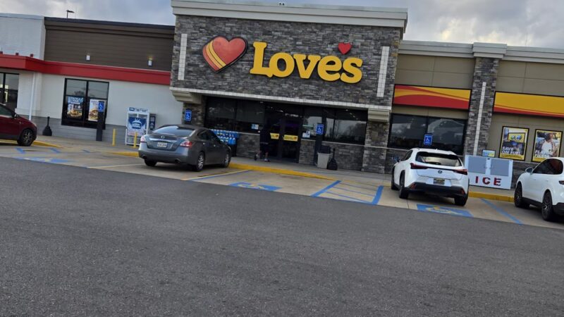 Dog Park at Love’s Travel Stops - Boyce, LA