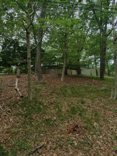 Edge Of Pond Kennels - Bridgehampton, NY