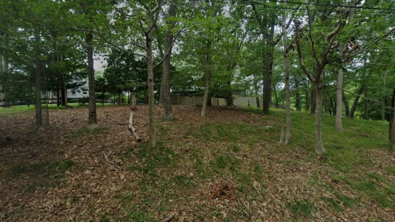 Edge Of Pond Kennels - Bridgehampton, NY
