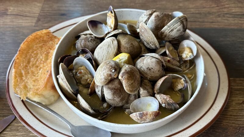 Geoduck Restaurant and Lounge - Brinnon, WA