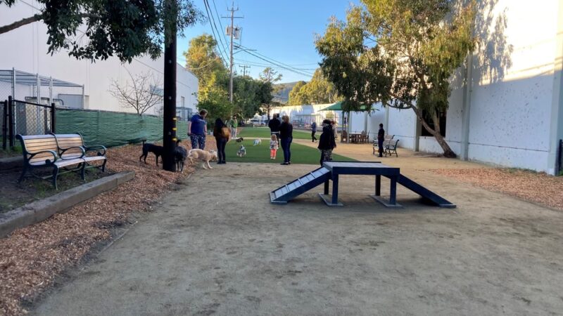 Brisbane Dog Park - Brisbane, CA