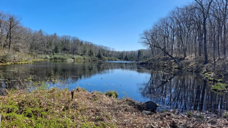 Tunxis Trail trailhead - Bristol, CT