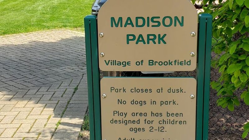 Madison Park - Brookfield, IL
