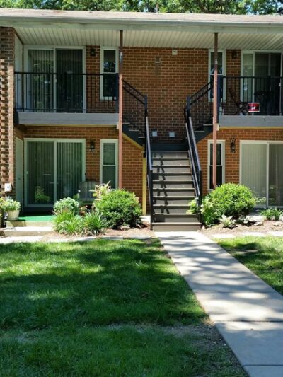 Radwyn Apartments - Bryn Mawr, PA