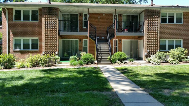 Radwyn Apartments - Bryn Mawr, PA