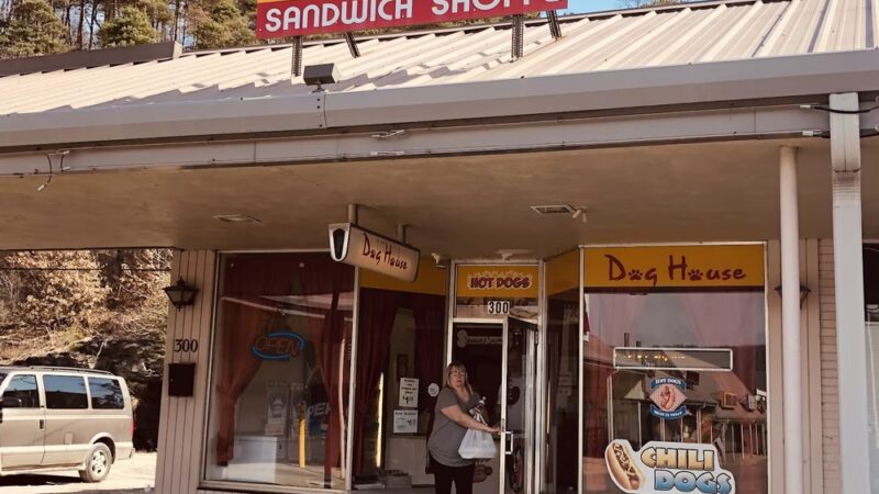 Butler Dog House - Butler, PA